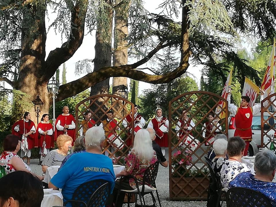 Soggiorno anziani Rostolena
